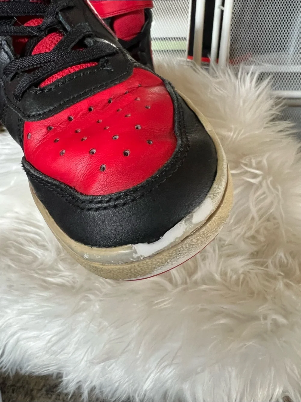 Nike Kids Black and Red Mid-Top Sneakers
